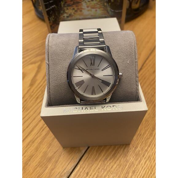 Michael Kors 3489 Silver Bracelet Watch Japan Movement Women Round Face NWT main image 5